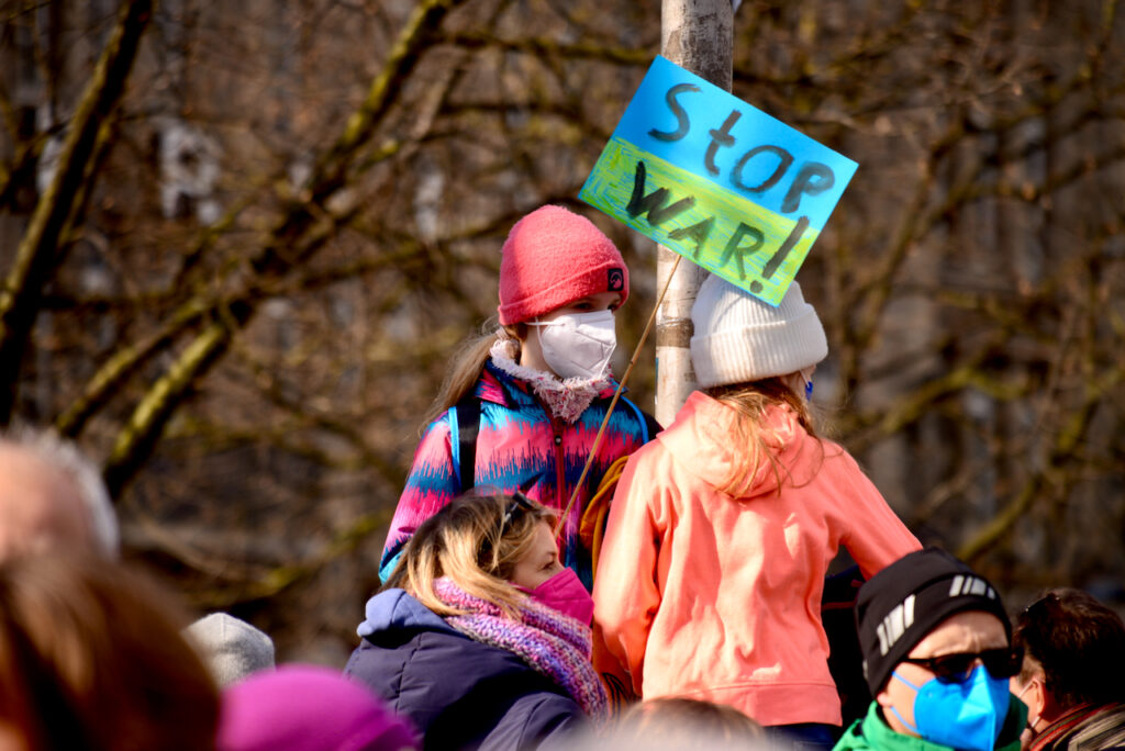 #StandWithUkraine: Demo in Hamburg am 5. März 2022. Foto: Frank Behrens